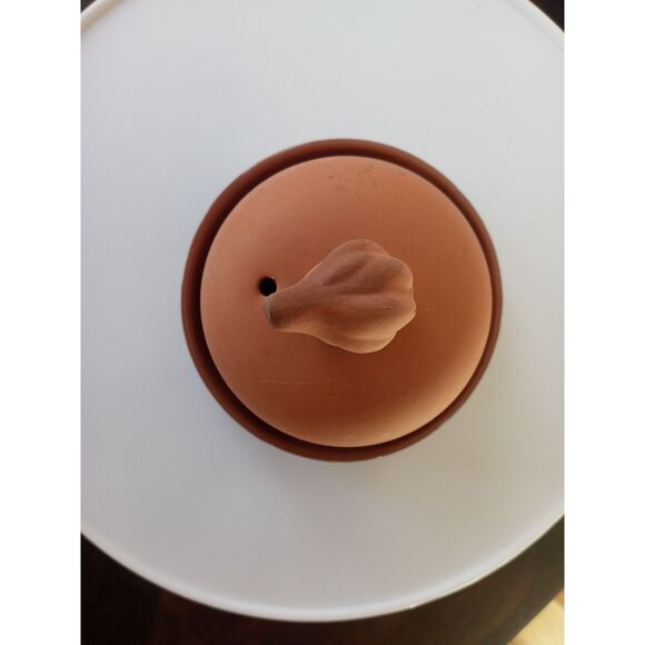 Vintage Terracotta Garlic Keeper - Picture 3 of 3